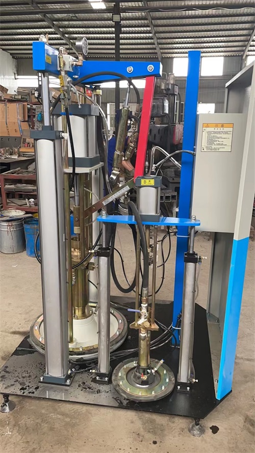 建議使用雙組份打膠機之前先進行調試